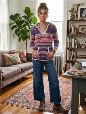 Striped V-Neck Hoodie Sweater in Purple and Pink Tones